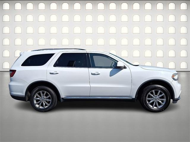 Photo of 2017 White Knuckle Clearcoat Dodge Durango