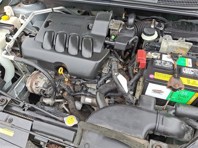 Photo of 2012 Magnetic Gray Nissan Sentra