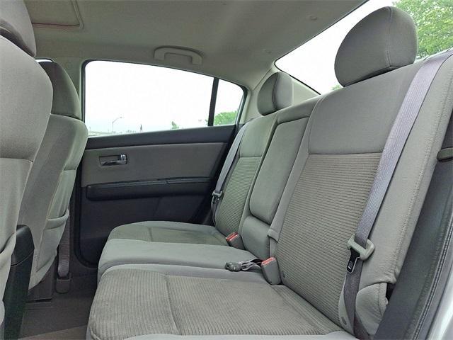 Photo of 2012 Magnetic Gray Nissan Sentra