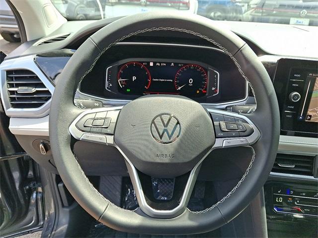 Photo of 2025 Platinum Gray Metallic Volkswagen Taos