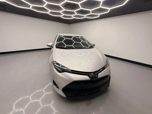 Photo of 2018 Classic Silver Metallic Toyota Corolla