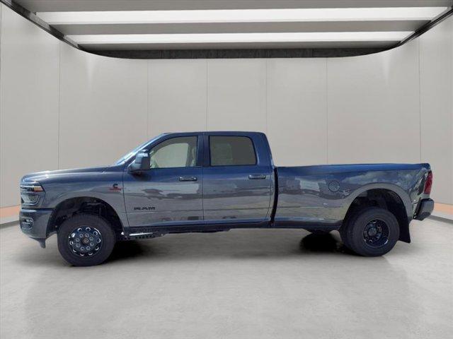 Photo of 2025 Granite Crystal Clearcoat Metallic RAM 3500