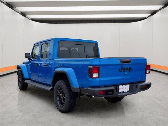 Photo of 2025 Hydro Blue Pearlcoat Jeep Gladiator