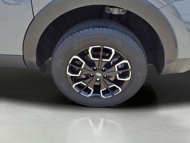 Photo of 2023 Hampton Gray Hyundai SANTA CRUZ