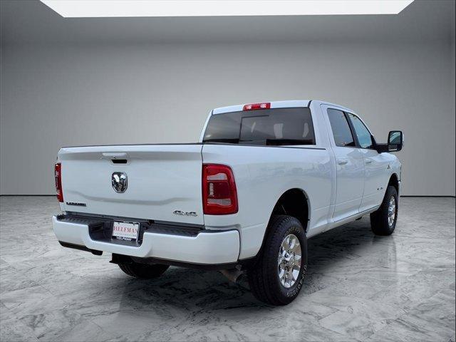 Photo of 2024 Bright White Clearcoat RAM 2500