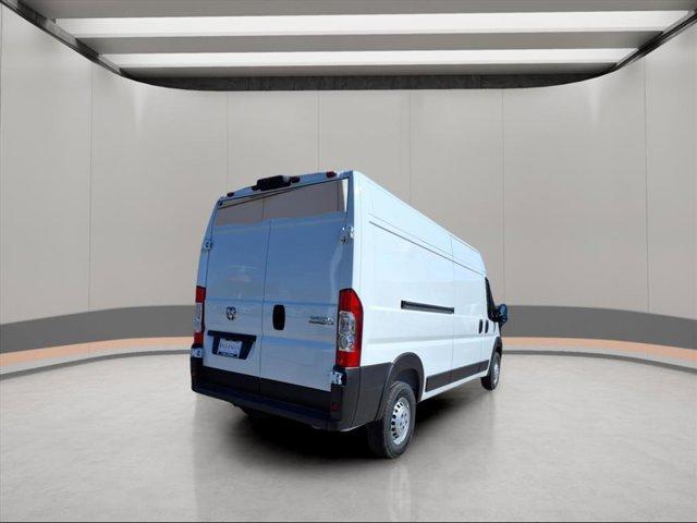 Photo of 2025 Bright White Clearcoat RAM ProMaster 2500