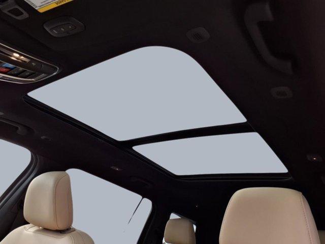 Photo of 2025 Bright White Clearcoat Jeep Grand Cherokee L