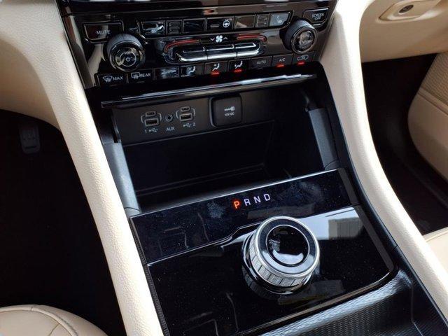 Photo of 2025 Bright White Clearcoat Jeep Grand Cherokee L