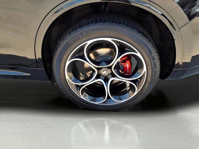Photo of 2023 Vulcano Black Metallic Alfa Romeo Stelvio