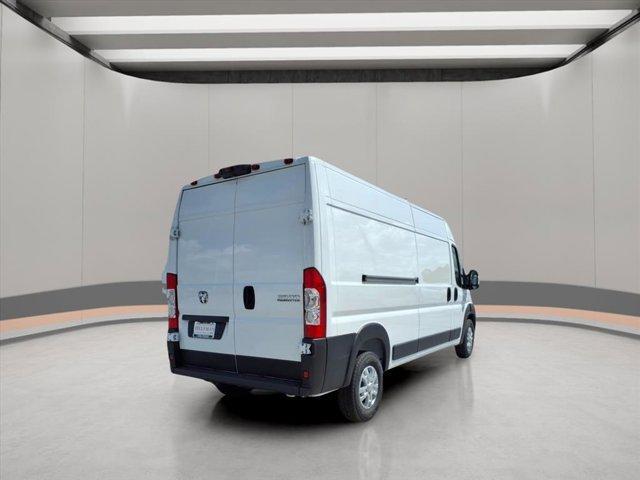 Photo of 2025 Bright White Clearcoat RAM ProMaster 2500