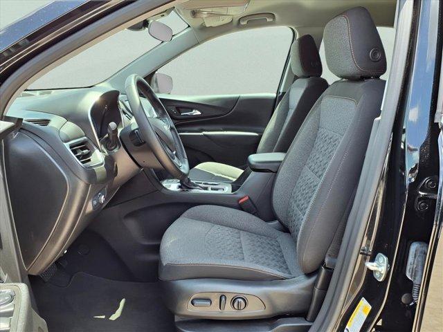Photo of 2024 Mosaic Black Metallic Chevrolet Equinox