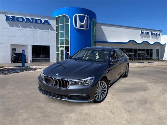 2018 BMW 740