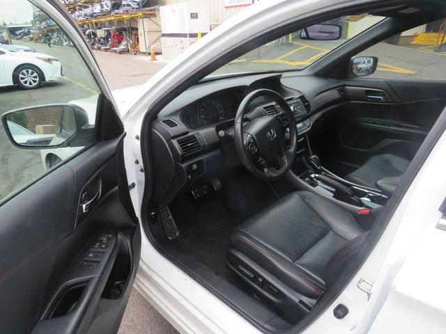 Photo of 2017 Not Specified Honda Accord