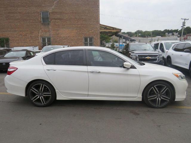 Photo of 2017 Not Specified Honda Accord