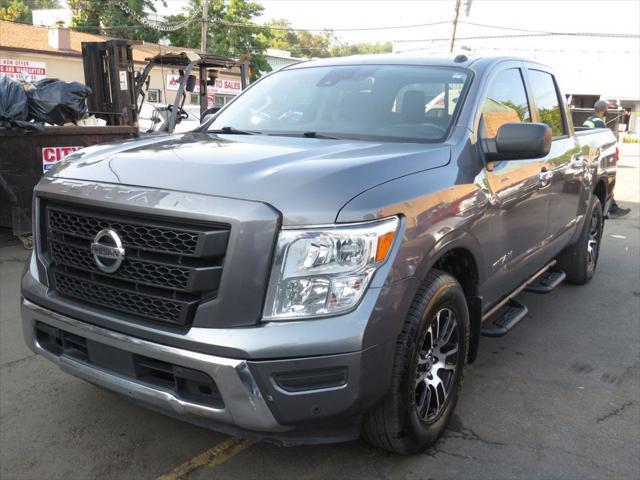 2021 Nissan Titan