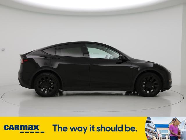 Photo of 2021 Gray Tesla Model Y