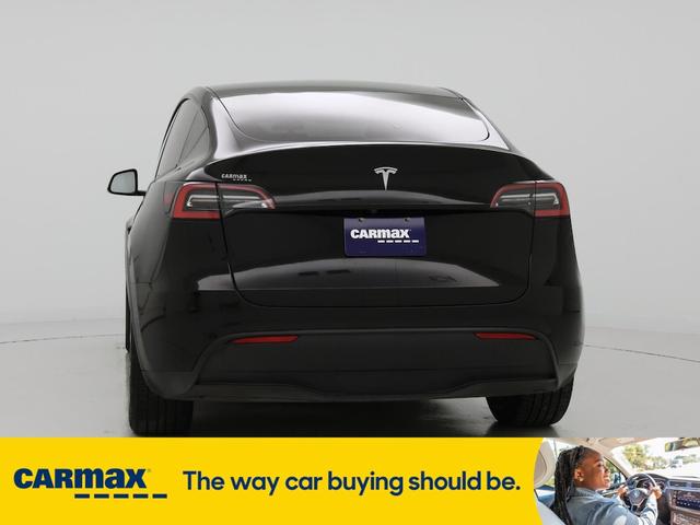 Photo of 2021 Gray Tesla Model Y