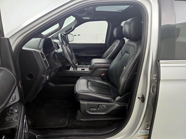 Photo of 2018 Silver Ford Expedition