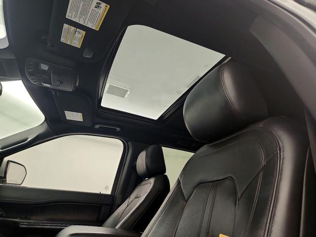 Photo of 2018 Silver Ford Expedition