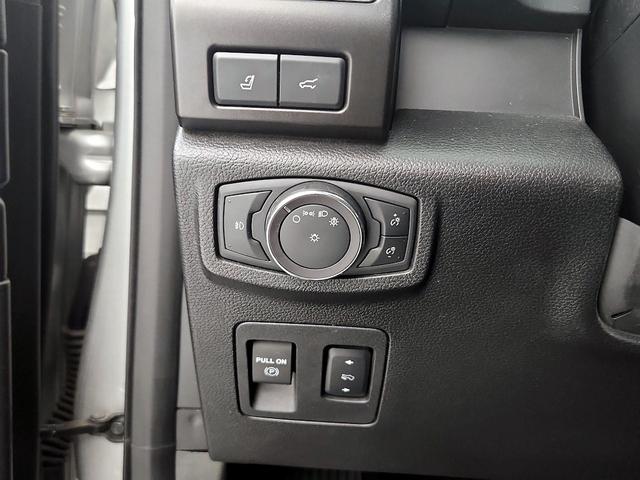 Photo of 2018 Silver Ford Expedition