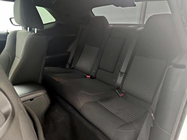 Photo of 2020 White Dodge Challenger