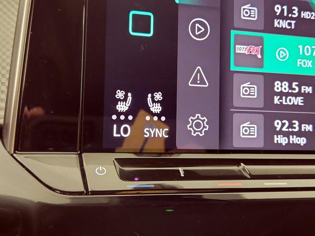 Photo of 2024 Black Volkswagen Atlas