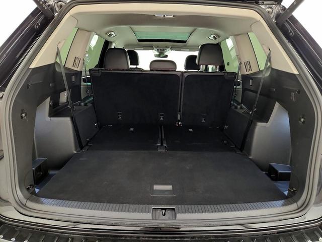 Photo of 2024 Black Volkswagen Atlas
