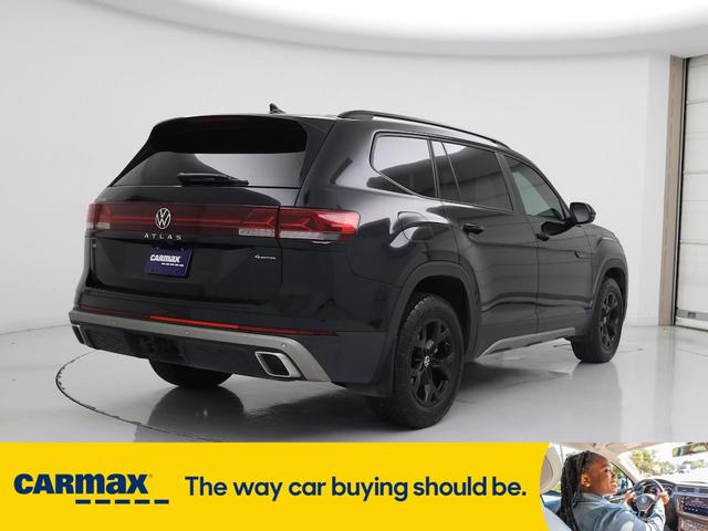 Photo of 2024 Black Volkswagen Atlas