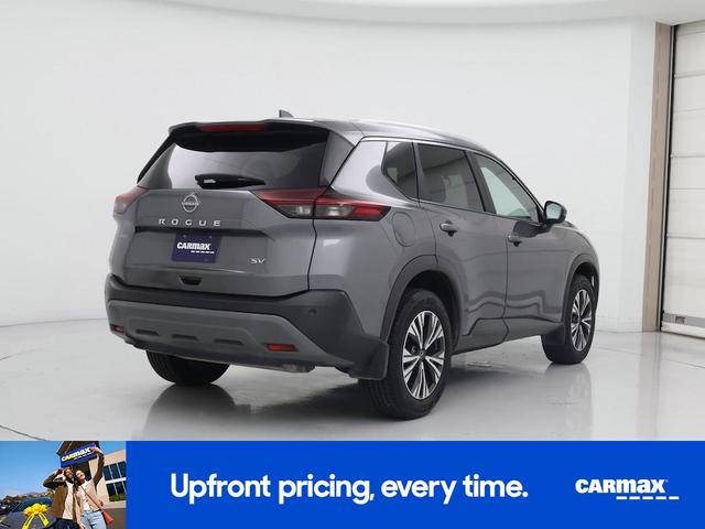 Photo of 2022 Gray Nissan Rogue