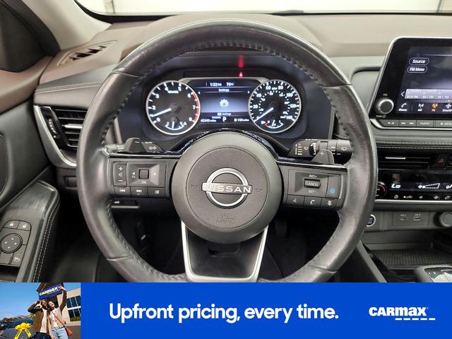 Photo of 2022 Gray Nissan Rogue