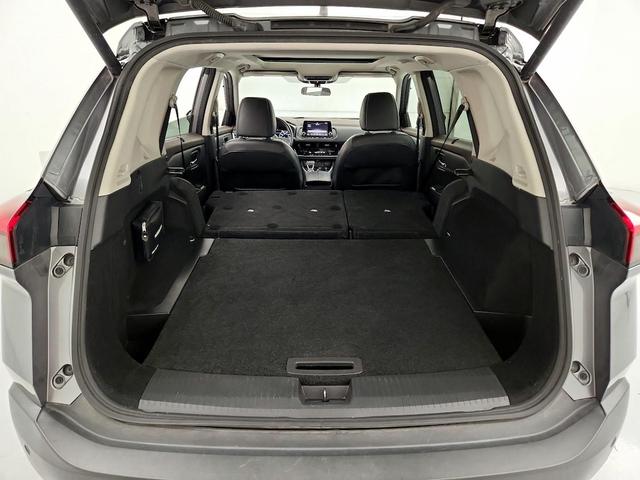 Photo of 2022 Gray Nissan Rogue