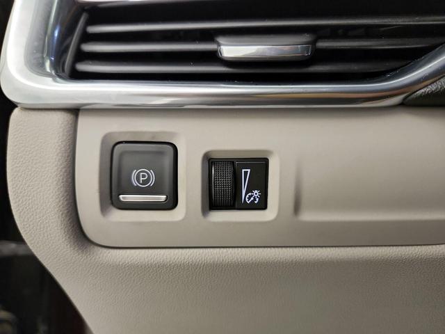 Photo of 2021 Burgundy Cadillac XT4