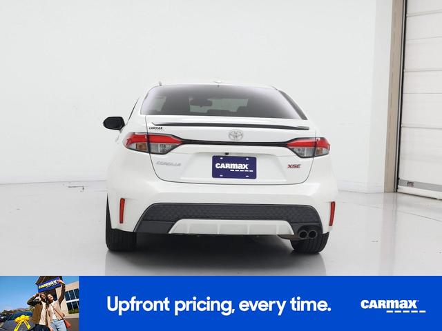 Photo of 2021 White Toyota Corolla