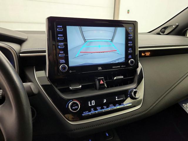 Photo of 2021 White Toyota Corolla