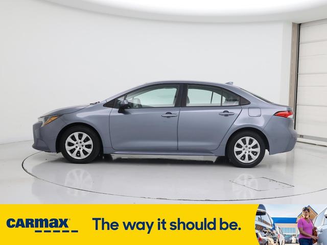 Photo of 2021 Gray Toyota Corolla