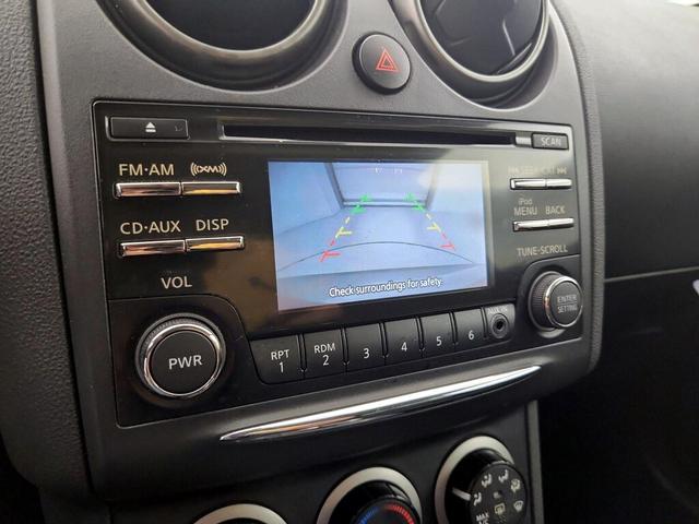 Photo of 2015 Gray Nissan Rogue Select