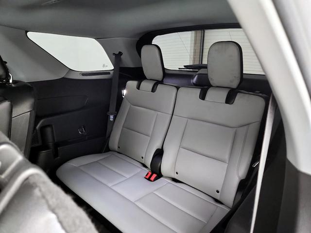 Photo of 2021 Gray Ford Explorer
