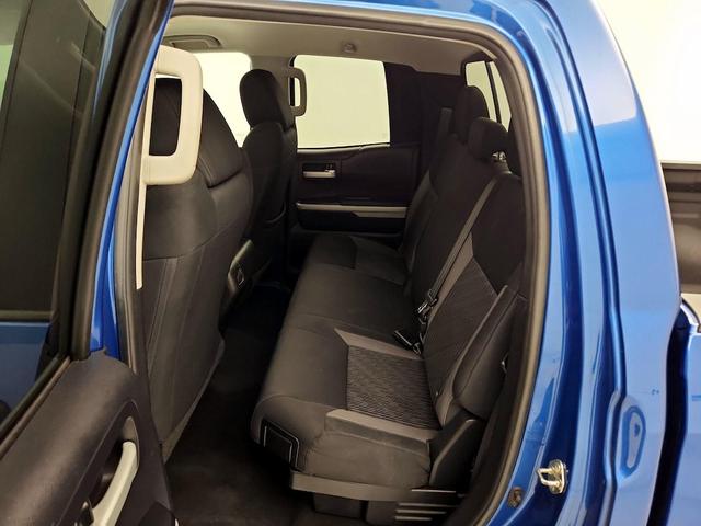Photo of 2016 Blue Toyota Tundra