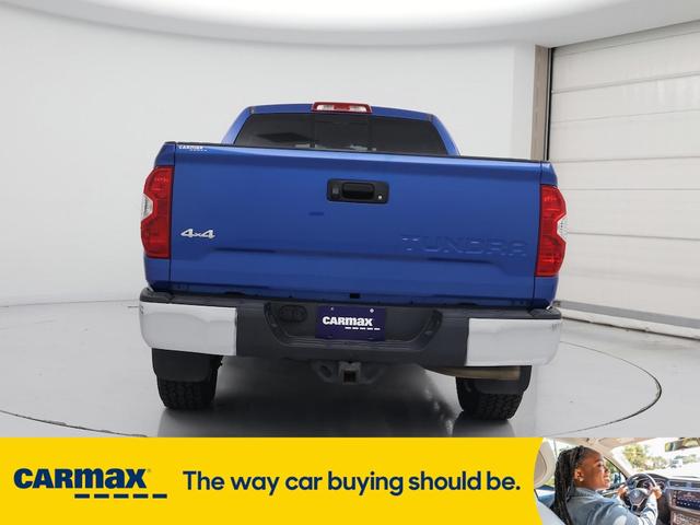 Photo of 2016 Blue Toyota Tundra