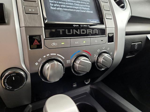 Photo of 2016 Blue Toyota Tundra