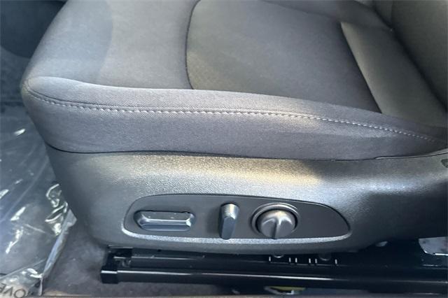 Photo of 2024 Summit White Chevrolet Malibu