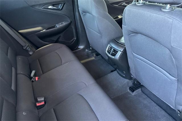 Photo of 2024 Summit White Chevrolet Malibu