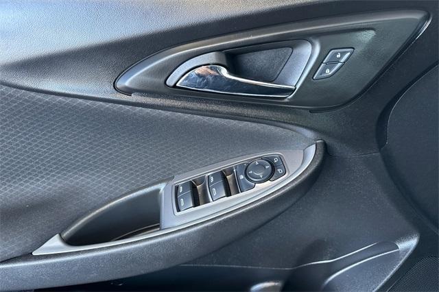 Photo of 2024 Summit White Chevrolet Malibu