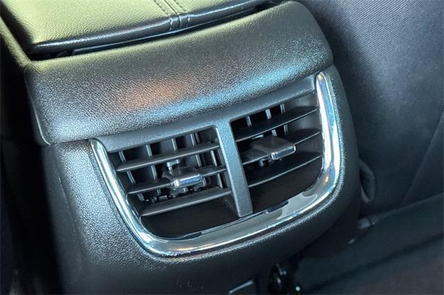 Photo of 2024 Summit White Chevrolet Malibu