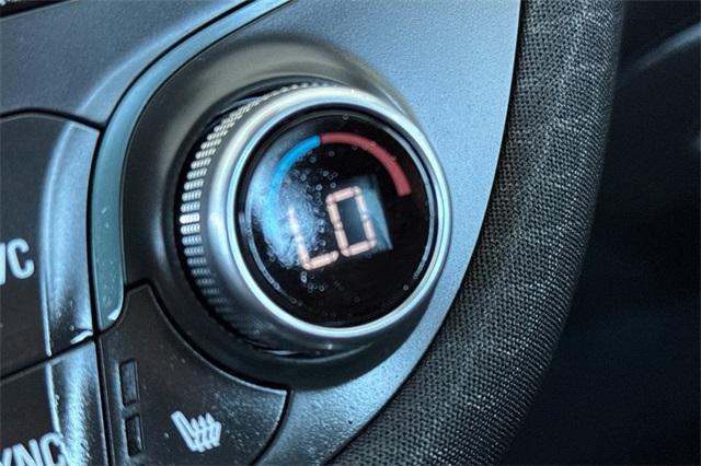 Photo of 2024 Summit White Chevrolet Malibu
