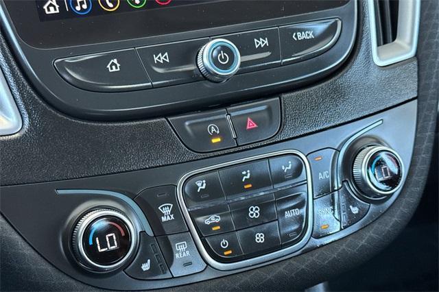 Photo of 2024 Summit White Chevrolet Malibu