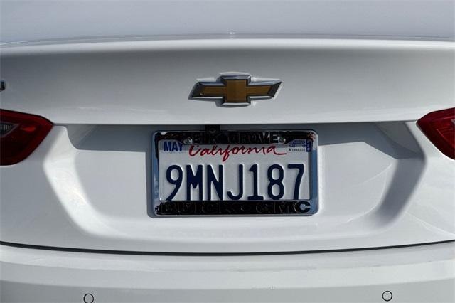 Photo of 2024 Summit White Chevrolet Malibu