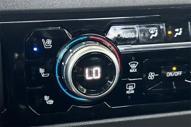 Photo of 2022 Pacific Blue Metallic GMC Sierra 1500