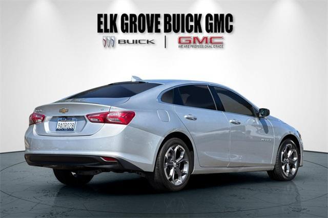 Photo of 2022 Silver Ice Metallic Chevrolet Malibu