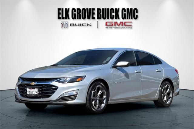 Photo of 2022 Silver Ice Metallic Chevrolet Malibu